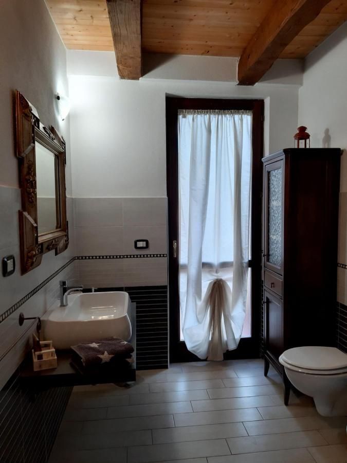B&B La Taverna Degli Angeli Vezzi Portio Buitenkant foto